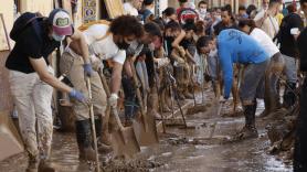 Una búsqueda incesante bajo aviso naranja: varios de los municipios afectados por la DANA, en alerta por fuertes tormentas