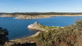 El embalse que oculta un gigantesco tesoro megalítico se llena a velocidad de vértigo