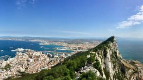 Un profesor de leyes de la Universidad de Gibraltar deja a la altura del barro la disputa con España por el peñón