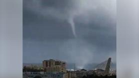 Graban desde Marbella la llegada de un tornado a la costa malagueña provocado por la DANA