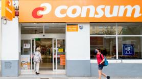 Consum emite un comunicado urgente por el cierre de todas sus tiendas en Valencia por la DANA