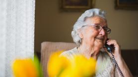 Una "abuela" puede acabar de una vez por todas con las estafas telefónicas