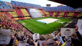 Los pelos de punta: así ha sido el emotivo homenaje a las víctimas de la DANA de Valencia en la vuelta al fútbol en Mestalla