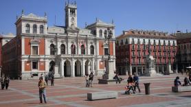 Valladolid no colgará la bandera LGTBI pese a la sentencia: "No mientras yo sea alcalde"