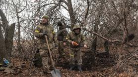 Se adentra en el corazón de la guerra contra Rusia y tropieza con el soldado murciano conocido como 'España'