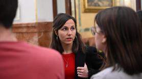 Podemos arranca al Gobierno la promesa de extender seis meses más las ayudas al transporte