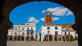 El pueblo medieval español que ha sido bautizado como "Sevilla la chica"