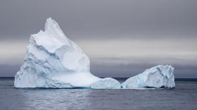 El mayor bloque de hielo del planeta que navega de manera descontrolada amenaza con chocar con una isla