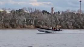 Las narcolanchas remontan el Guadalquivir y ya se ven hasta en La Cartuja de Sevilla