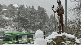 Las fuertes lluvias y nevadas en gran parte de España causan problemas en las carreteras