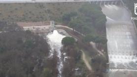 Madrid pide a la población no acercarse a su puente más famoso por riesgo de desbordamiento del río Manzanares