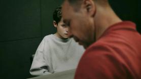 Claves de 'Adolescencia', la serie de Netflix que en Reino Unido piden poner en los institutos