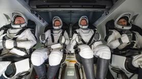 Los astronautas atrapados nueve meses en la Estación Espacial Internacional dan una rueda de prensa