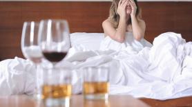 Un neurólogo sorprende con la edad a la que deberías dejar el alcohol por mayor riesgo de depresión y demencia
