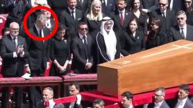El gesto del rey Felipe en el entierro del papa que ha pasado desapercibido y que dice mucho de él