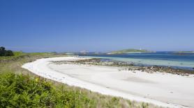 Reino Unido pone la lupa en esta pequeña isla situada 45 kilómetros y la compara así con la costa de España