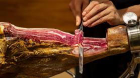 Reino Unido señala la multa de más de 5.000 euros que les puede caer a los británicos que regresen de España con unos obsequios muy españoles