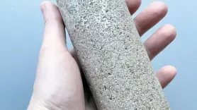 Crean el hormigón del futuro con un material inesperado y se ponen manos a la obra para construir casas de 3 plantas