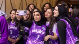 Canastas para sobrevivir: la historia de cómo un equipo de baloncesto femenino cambió la vida de niñas palestinas