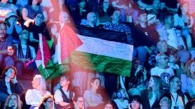 Acampada por Palestina protesta ante RTVE contra "el blanqueamiento" de Israel en Eurovisión