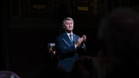 Al PP ya solo le queda la polarización y Aznar
