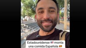 Un estadounidense monta una cena española para su suegra y provoca el aplauso masivo