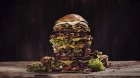 Ni en Estados Unidos ni en Inglaterra: este pueblo de Alicante tiene el récord de la hamburguesa más grande del mundo