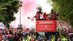 Un conductor, detenido tras atropellar a varias personas durante la celebración de la Premier League del Liverpool