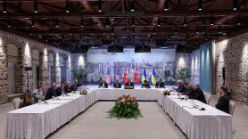 El Kremlin denuncia amenazas contra la familia del jefe de la delegación rusa en las negociaciones con Ucrania: "Es una situación completamente escandalosa"