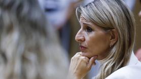 Díaz prevé endurecer el control horario en las empresas vía decreto
