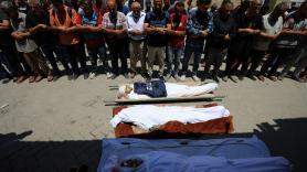 Israel mata a tres periodistas palestinos en un bombardeo contra un hospital en Gaza