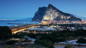 Luz verde a la 'fortaleza Gibraltar': anuncian una frontera con España más clara "incluso sin verja"