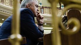 El PSOE defiende en bloque a Santos Cerdán, niega su implicación en la trama y asegura que "dará todas las explicaciones necesarias"