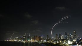 Irán lanza una nueva oleada de proyectiles sobre Israel, que anuncia bombardeos en Teherán