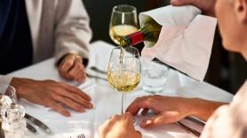 Lo que los noruegos han empezado a hacer cuando van a un restaurante: puede llegar a España pronto