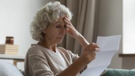 Una anciana de 88 se queda en la calle pese a comprar la casa, el vendedor tiene la culpa y nadie responde las llamadas