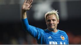 Cañizares no tiene problemas en contestar a si se vivía mejor y había más libertad en los 90 o ahora