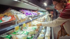Ve lo que hay en la sección de fruta de un supermercado de Finlandia y sentencia: "Aquí viven en el año 2050"