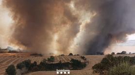 Un incendio en Granyena de Segarra (Lleida) obliga a confinar a los vecinos de cuatro localidades