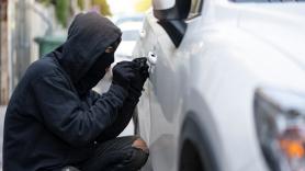 Los robos de coches en España se disparan en verano pero hay una forma de que los ladrones no lo puedan mover