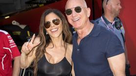 Una fiesta de la espuma en un yate, pistoletazo de salida de la extravagante boda de Jeff Bezos y Lauren Sánchez