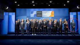 Una experta en protocolo zanja el debate y explica por qué Sánchez está ahí colocado en la foto de familia de la OTAN