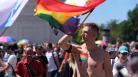 Budapest desafía la represión de Orbán en la celebración del Orgullo después del veto a la manifestación