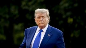 Trump dice ahora que enviará más armas a Ucrania para "defenderse", tras haber ordenado una pausa en las entregas