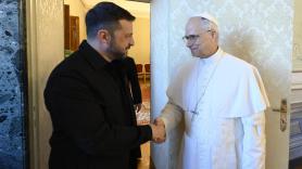 León XIV invita a Ucrania y a Rusia a negociar la paz en el Vaticano y llama al diálogo