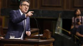 Patxi López, a Feijóo: "Claro que usted no es como el presidente. Sánchez nunca se iría de vacaciones con un narco"