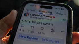 Llevo varios días usando Truth Social, la red social de Donald Trump, y la realidad supera con creces la ficción