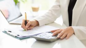 Una trabajadora enferma envía su certificado medico, es despedida, contraataca y cae el duro golpe de la justicia