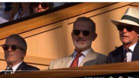 Pillan a Felipe VI haciendo esto en la final de Wimbledon y ya provoca hasta montajes