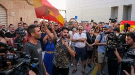 Máxima tensión en la manifestación ultra contra los migrantes en Torre Pacheco